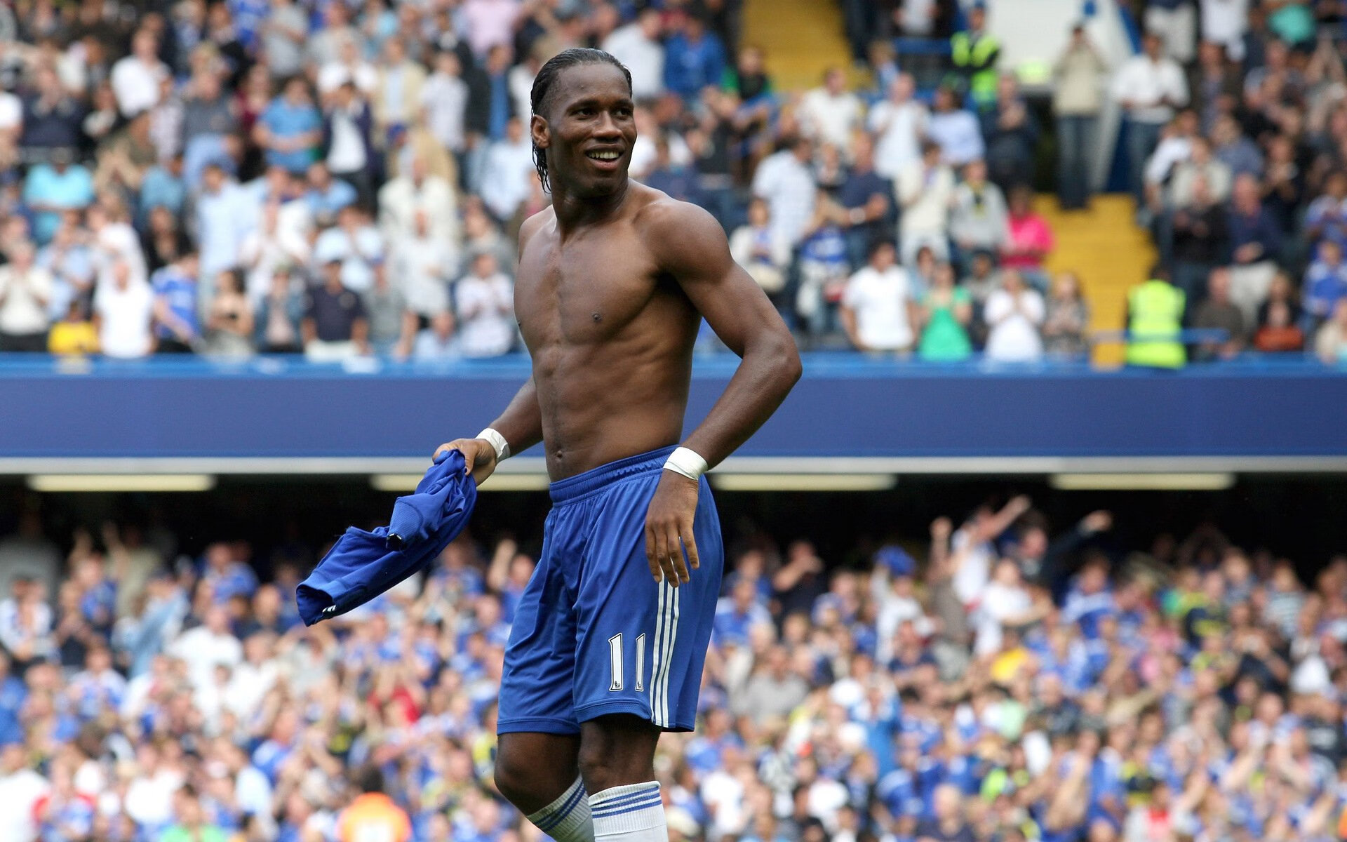 华体会体育登录-《ApexLegends》极夜猎手地图全新上线，战术丰富！